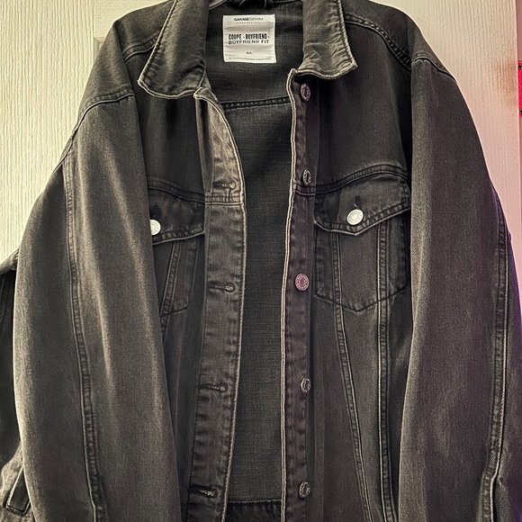 Black Jean Jacket - Picture 4 of 4